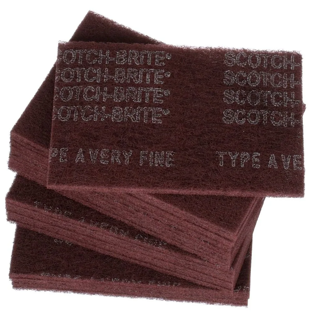 Almohadilla Manual Scotch-Brite™ 7447, HP-HP, A/O Very Fine, Granate, 6 in x 9 in