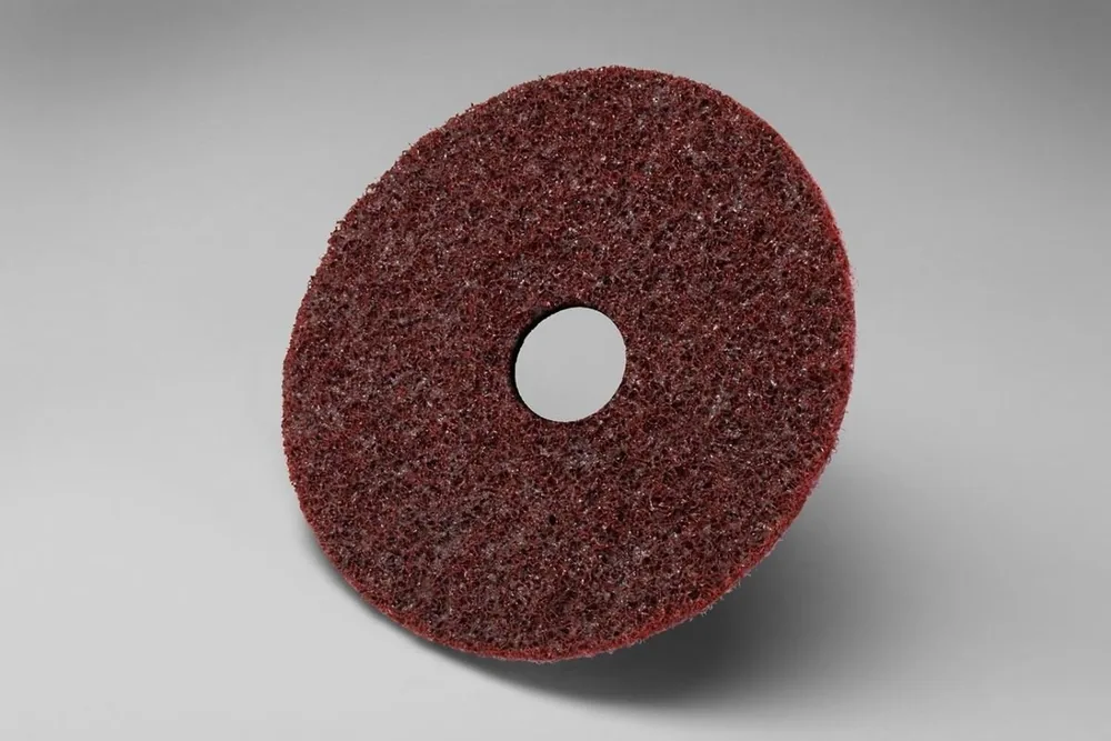 Disco Scotch-Brite™ de Acondicionamiento de Superficie, SC-DH, A/O Medio, 4-1/2 in x 7/8 in