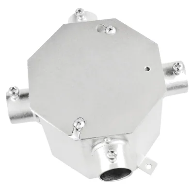 Octagon Concrete Box Assembly, 4" Deep - (4) 1/2" Set Screw Connectors
