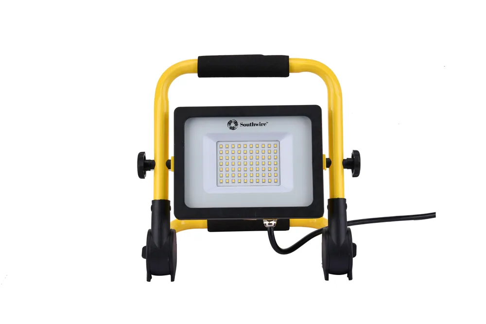LÁMPARA DE TRABAJO LED GIRATORIA 5000 LÚMENES