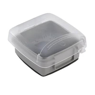 TAPA A PRUEBA DE INTEMPERIE, DOBLE GANCHO, 2.75 TRANSPARENTE