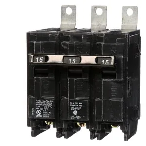 Interruptor termomagnético 3 polos 15 A 240 V 22 kA tipo BLH enchufable