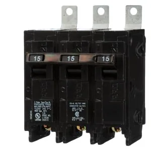 Interruptor termomagnético 3 polos 15 A 240 V 10 kA tipo BL enchufable